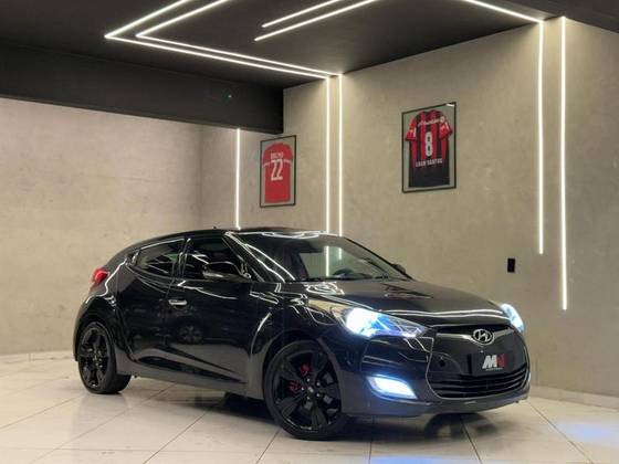 HYUNDAI VELOSTER 1.6 16V GASOLINA 3P AUTOMÁTICO HYUNDAI VELOSTER 1.6 16V GASOLINA 3P AUTOMÁTICO